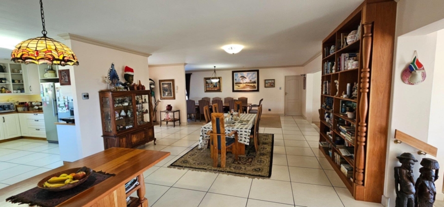 4 Bedroom Property for Sale in Myburgh Park Western Cape